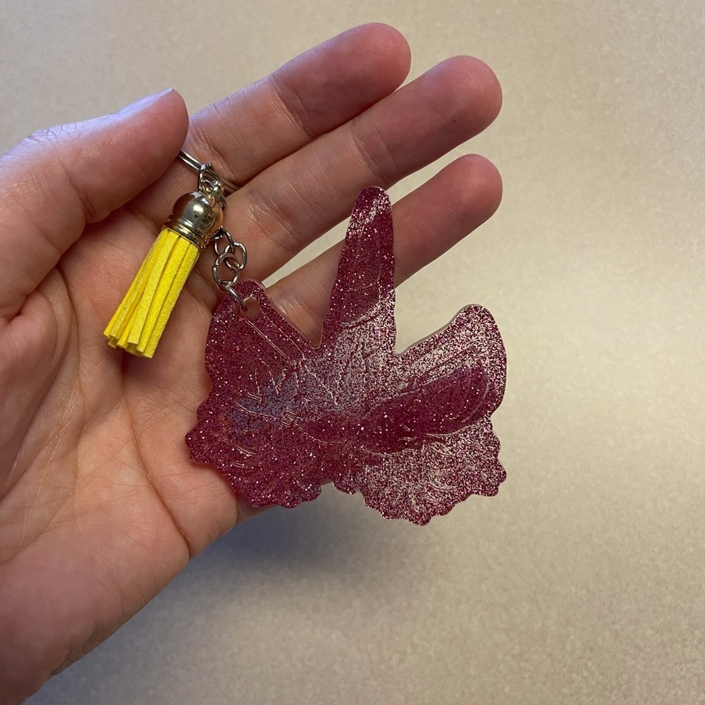 Handmade Pot Leaf Keychains - Picture 3 of 6